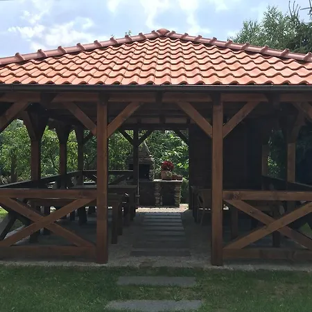 W Starym Sadzie Vakantieboerderij *