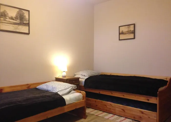 W Starym Sadzie Farm stay Owinska